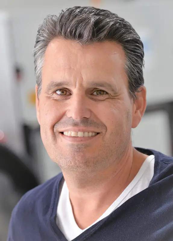 Dirk Vandenhirtz, Chief Technology Officer